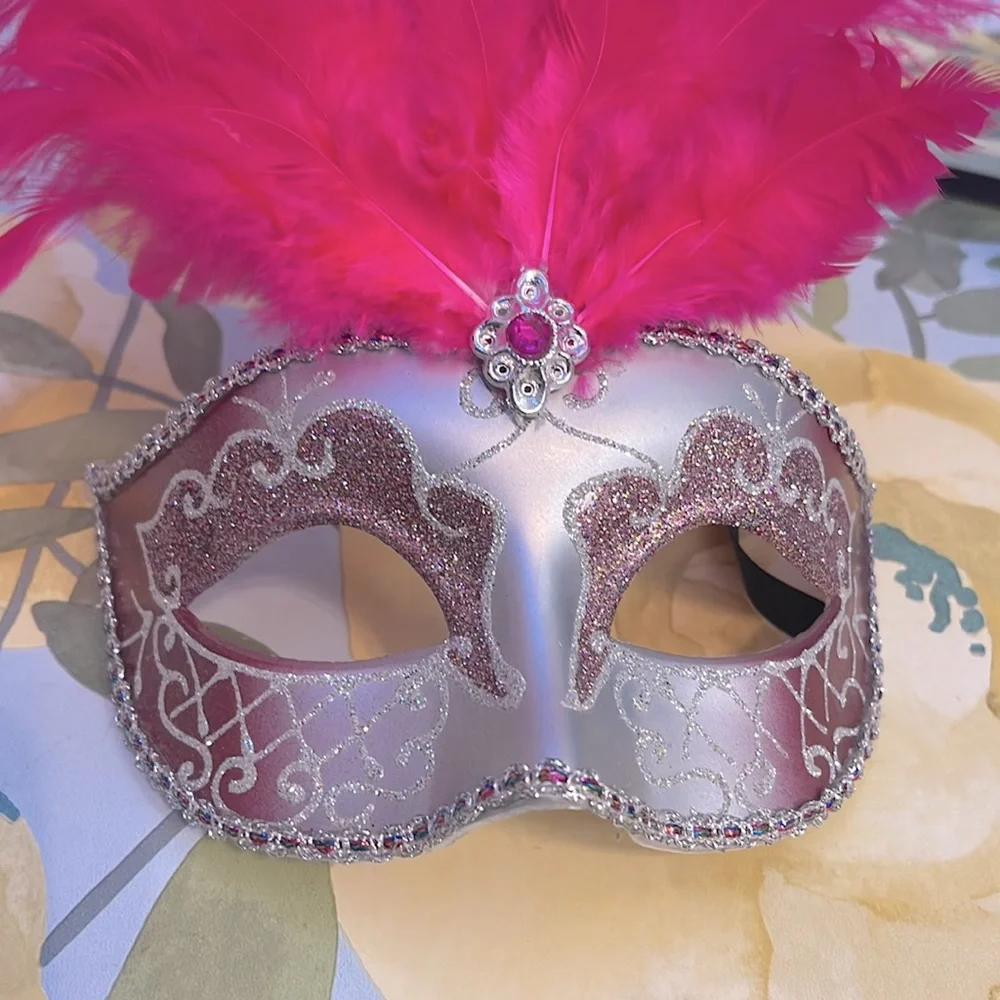🔥SALE Mardi Gras Mask with Feathers | Pink | Masquerade